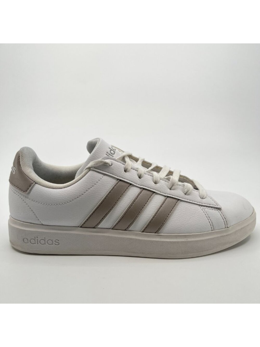 Adidas Grand Court 2.0 Womens Size 9.5 White Athletic Leather Shoes Sneakers